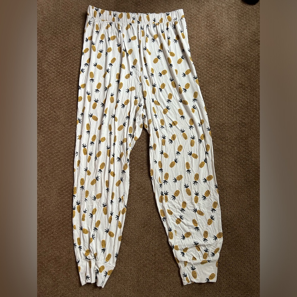 Old Navy Pineapple Print Pajama Pants Size M